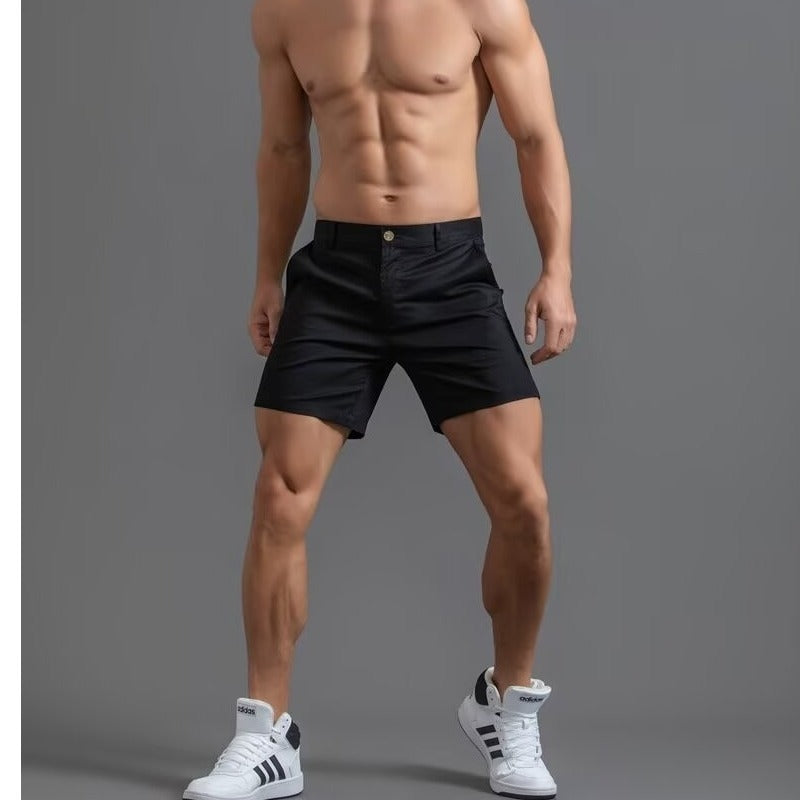 Pantalon court homme trois-quarts en coton pur, coupe ajustée pour silhouette musclée, style léger et luxueux, inspiration business britannique.