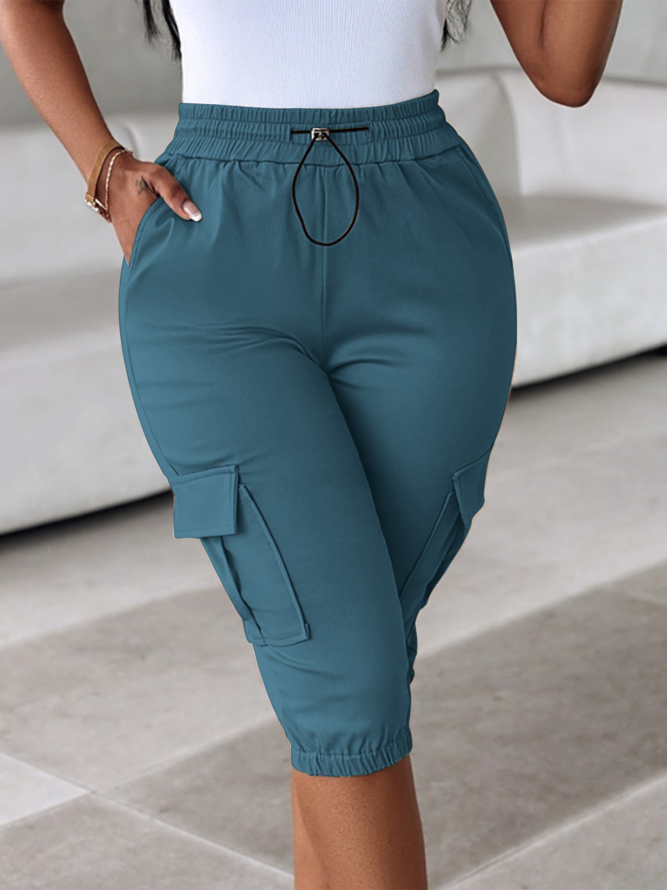 Pantalon Cargo Femme 7/8 Style Urbain avec Poches Multiples