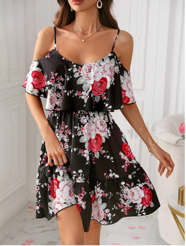 Robe camisole plissée, style bohème classique et doux, motif imprimé, épaules dénudées, inspirée de la mode européenne et américaine.