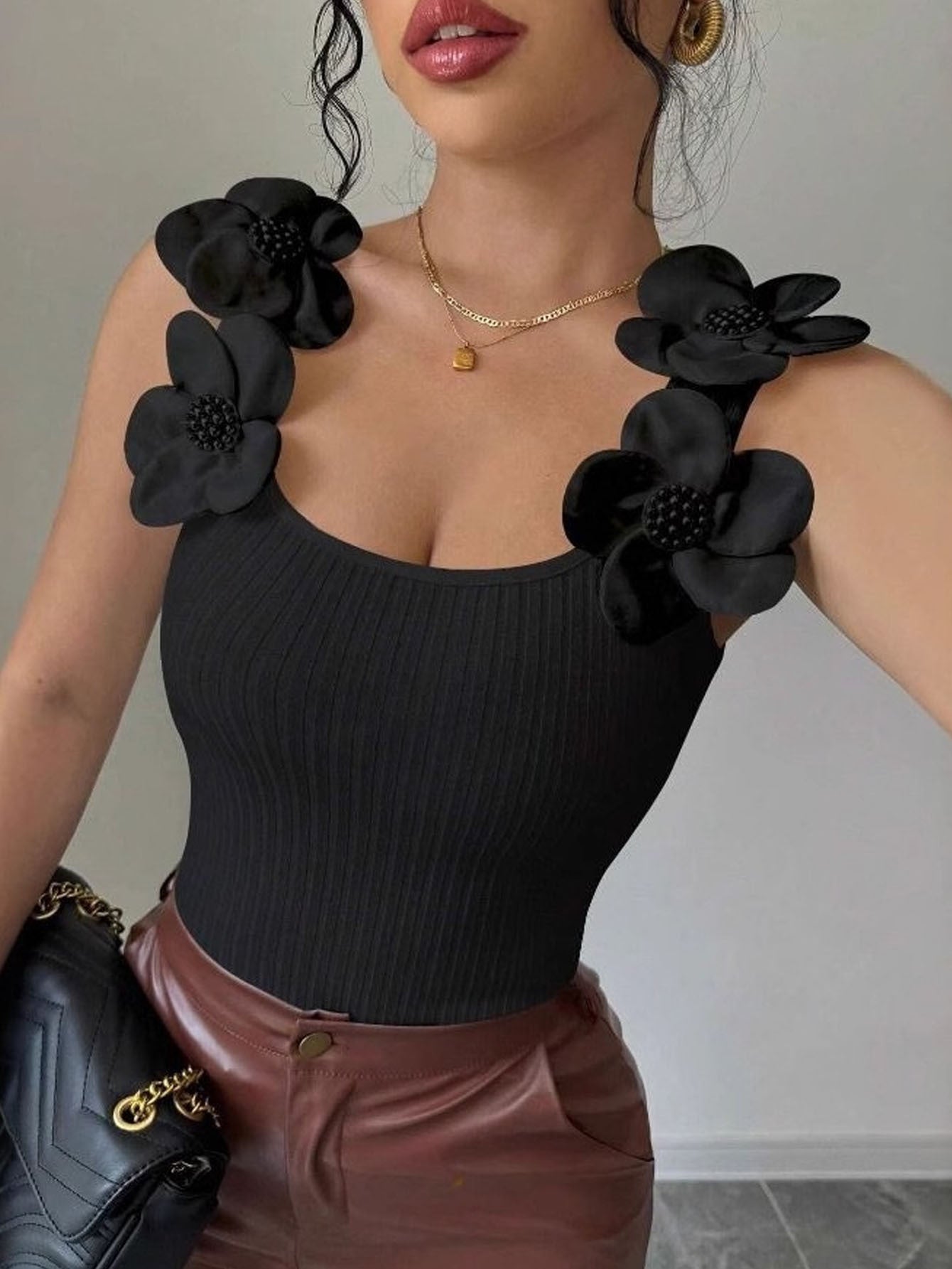 Top Tricoté Fleur 3D Élégant & Féminin Printemps/Été