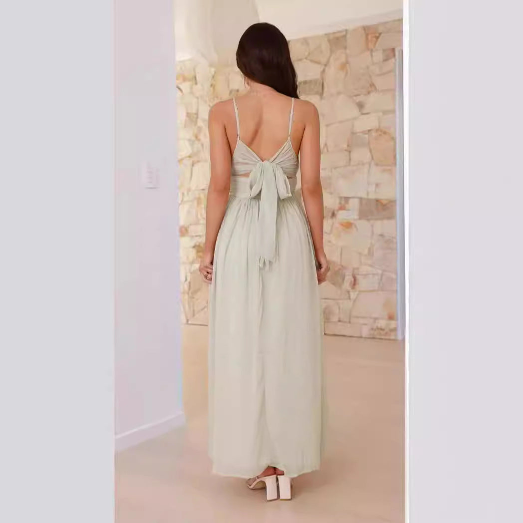 Robe d'été pour femme, style européen et américain, dos nu à fines bretelles, taille cintrée, en chiffon léger, coupe fluide et élégante.