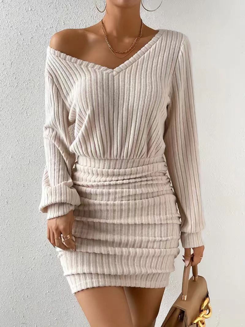 2025 Robe moulante pour femmes à manches longues, col en V, taille cintrée, tissu nervuré, idéale pour l'automne et l'hiver, style européen et américain