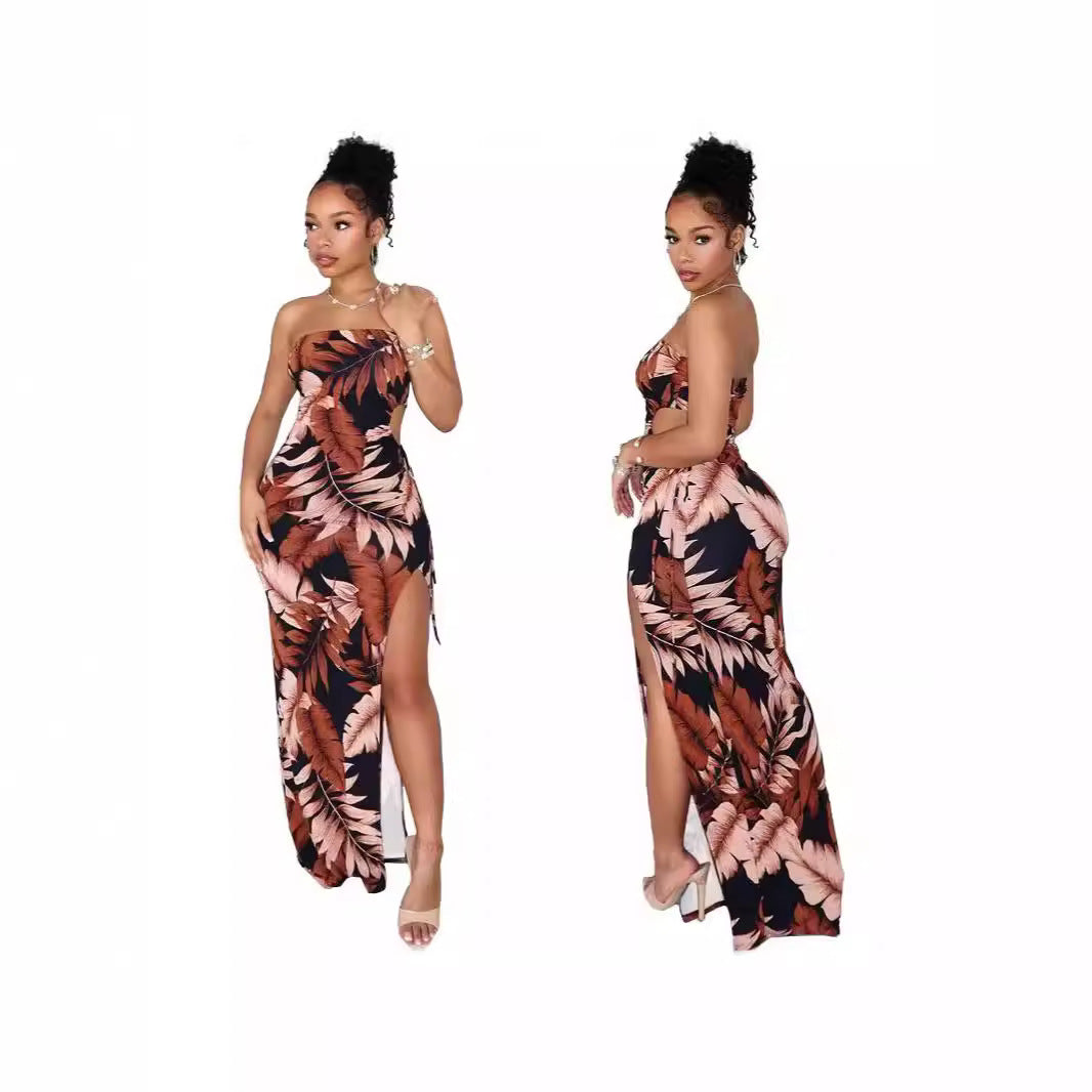 Robe longue pour femme à imprimé fleuri, haut bustier et fente haute, coupe élégante et féminine.