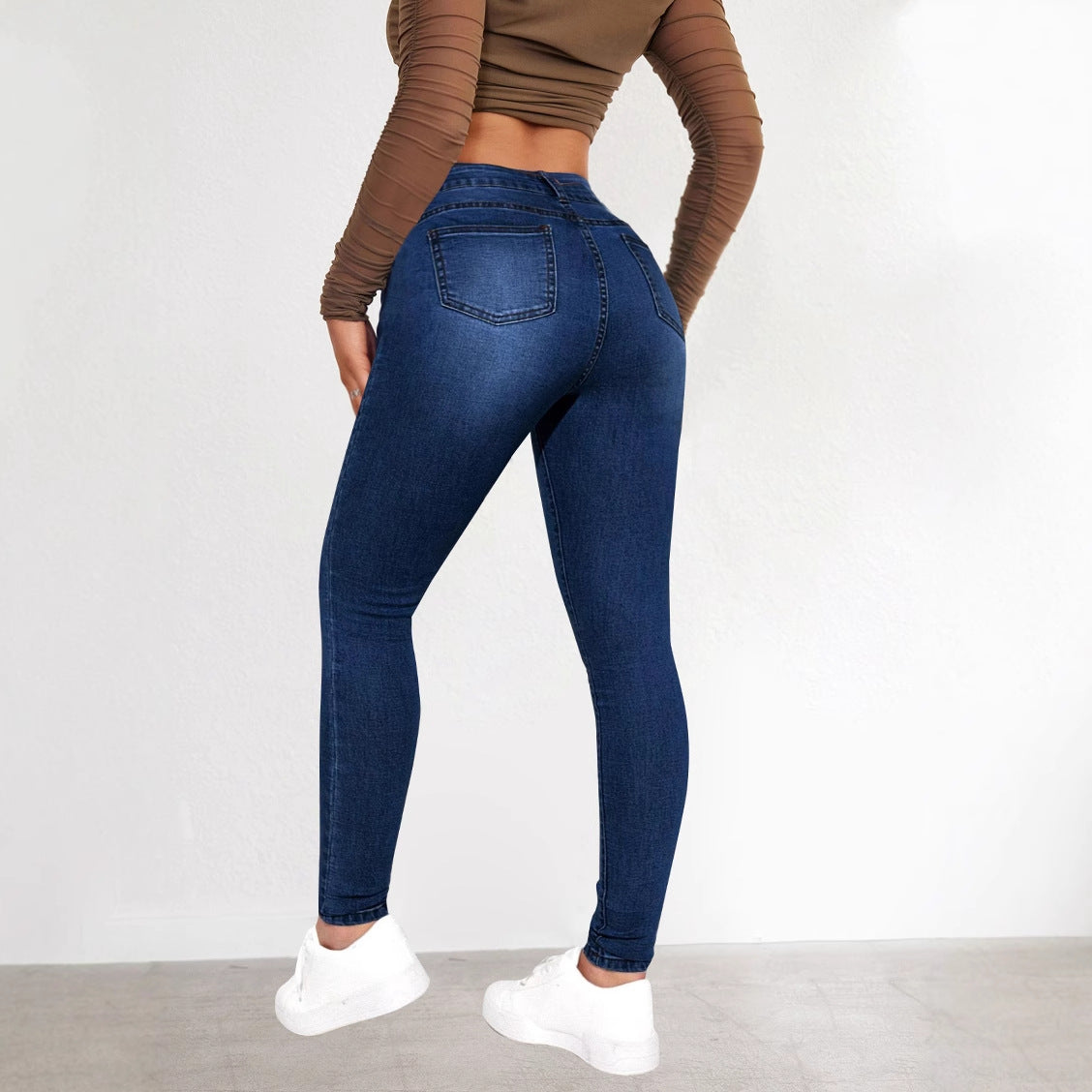 Jean skinny femme tendance Taille haute sexy, effet push-up, extensible, coupe jambe fine, en stock
