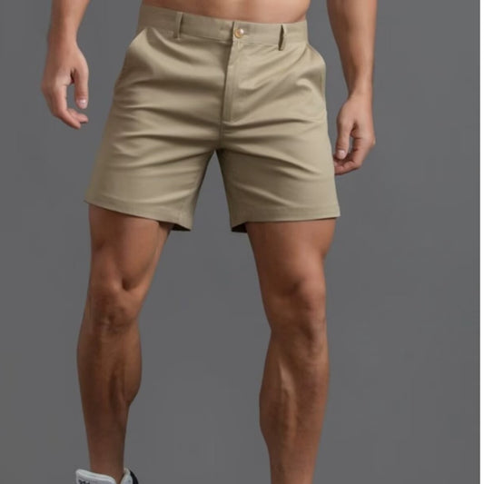 Pantalon court homme trois-quarts en coton pur, coupe ajustée pour silhouette musclée, style léger et luxueux, inspiration business britannique.
