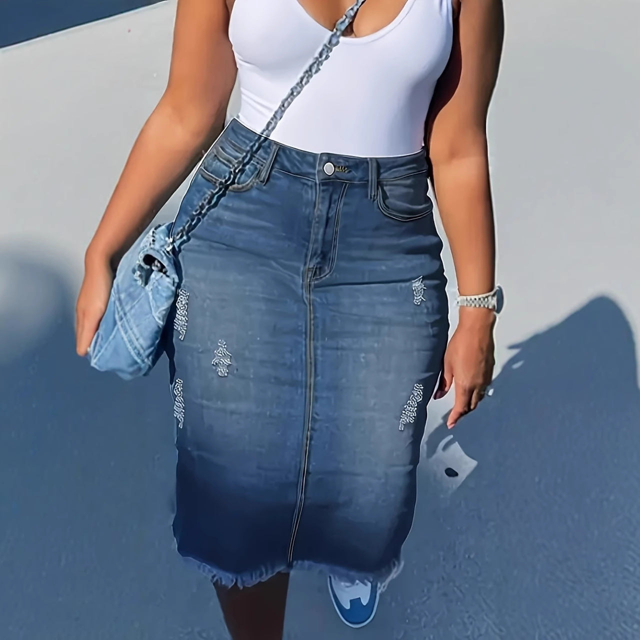 Jupe Mi-Longue en Jean Effet Brut  Taille Haute & Coupe Affinante