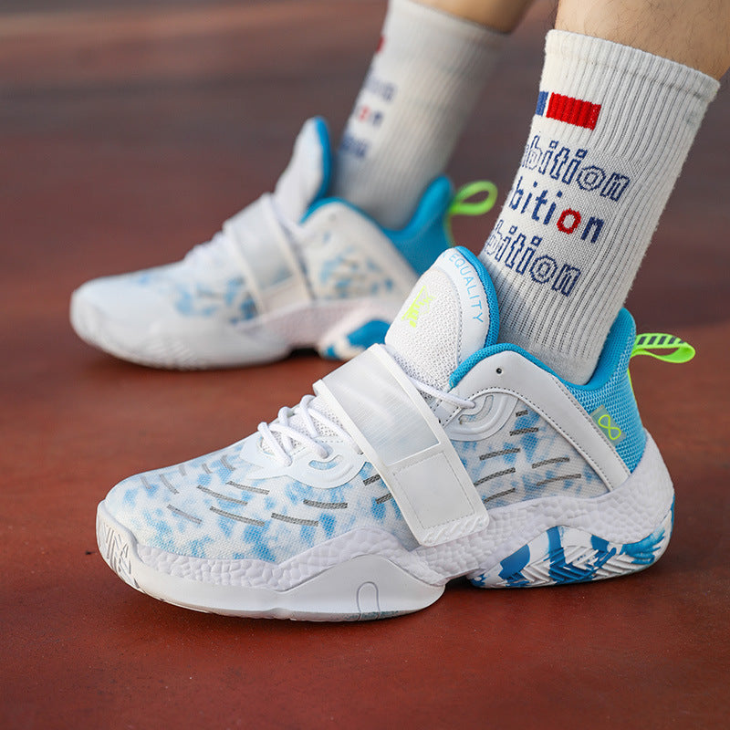 Nouvelles sneakers printemps-été, chaussures de basketball pour adolescents, grandes tailles disponibles, modèle bas avec fermeture velcro.