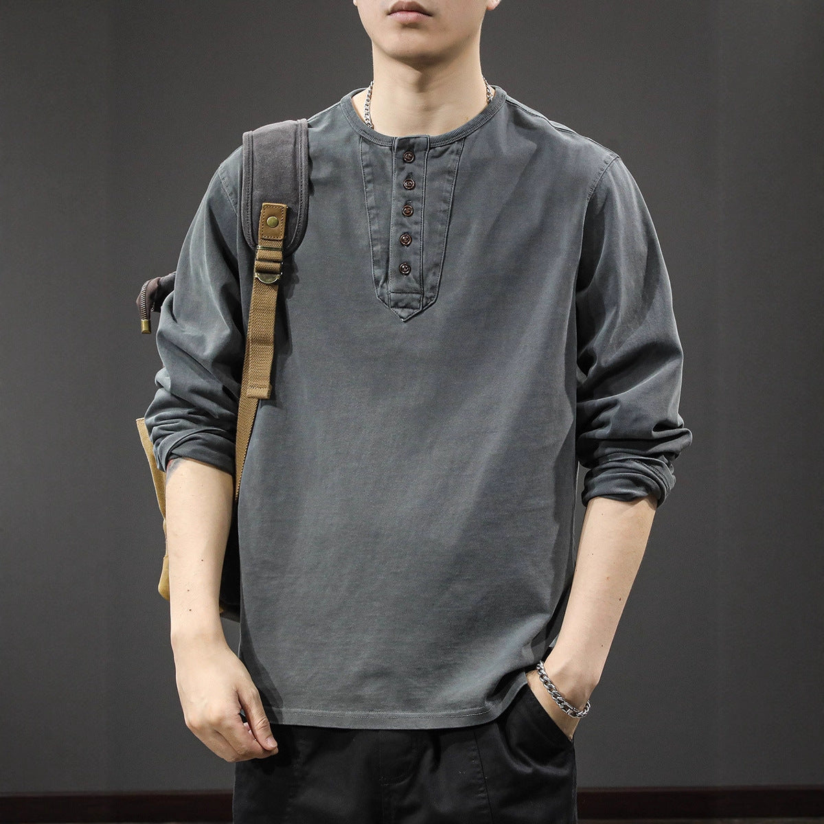 T-shirt à manches longues pour homme  En coton léger, coupe ample, col Henley, style décontracté et tendance
